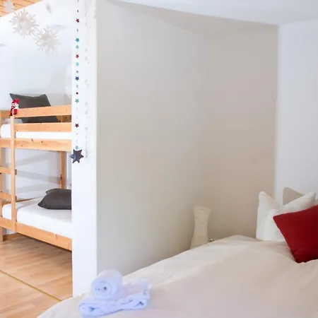 Zwei Zimmer Ferienwohnung Rabiusa Apartment Churwalden