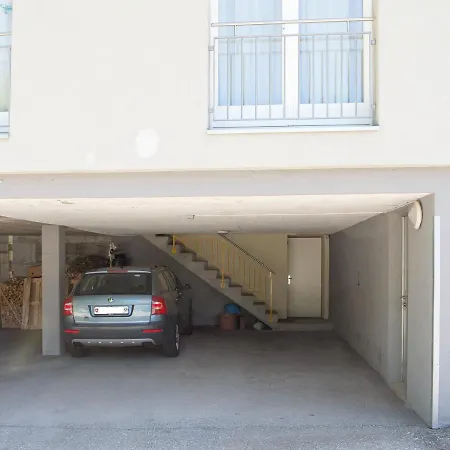 Zwei Zimmer Ferienwohnung Rabiusa * Churwalden